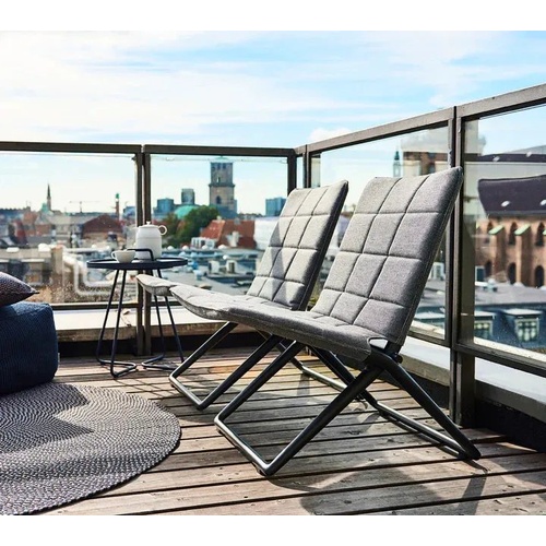 Traveller folding lounge chair